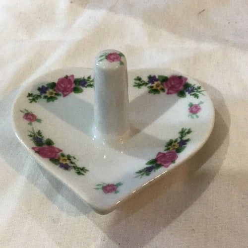 Porcelain Heart Shaped Tree Ring with Roses