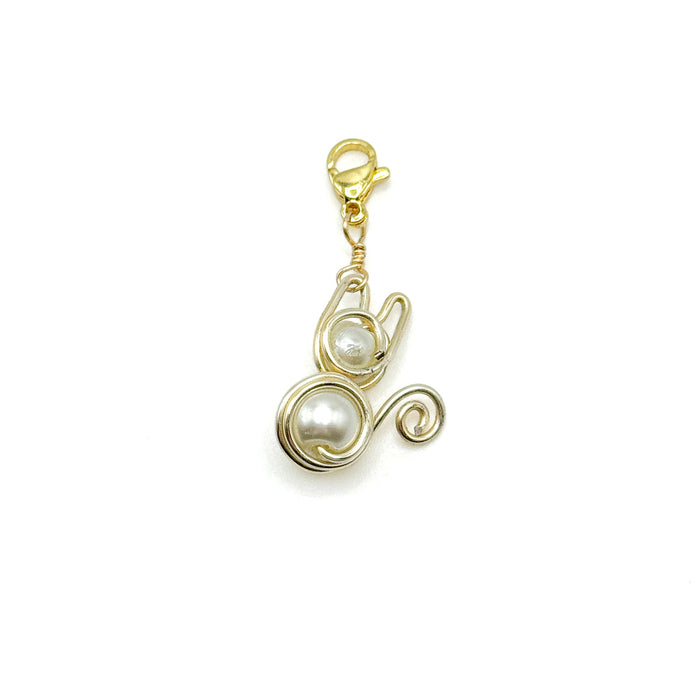 Cat gold charm