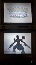 Pokemon White Version 1 NDS Video Game Cartridge Nintendo DS 2011 R4