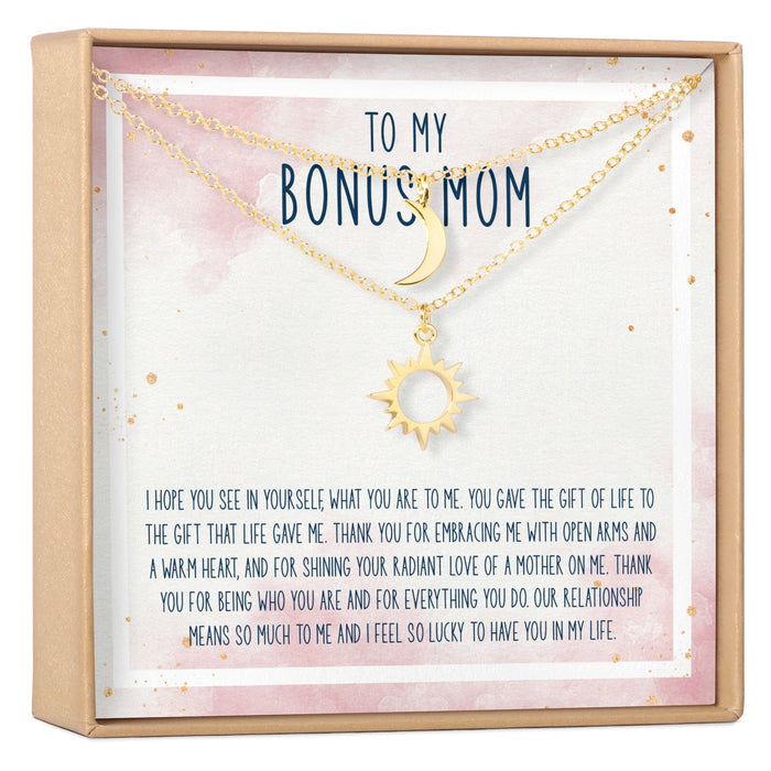 Bonus Mom Sun and Moon Pendants Necklace Set