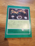 Colonial Williamsburg Decorates for Christmas Step-by-Step Crafts 1981