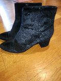 UNISA black velvet paisley embossed Boots size 8