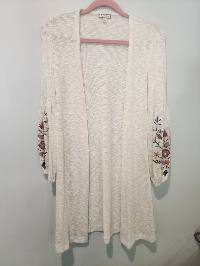 Eyeshadow Women's Open Front Sweater Size XS embroidered Floral Cardigan