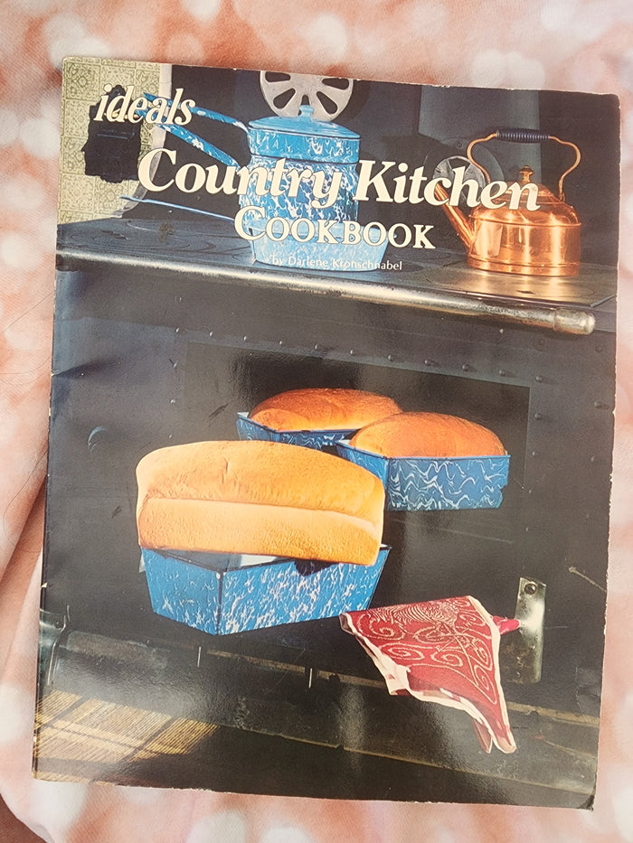 IDEALS COUNTRY KITCHEN COOKBOOK RECIPE BOOK 1975 USA 64p Color Photos