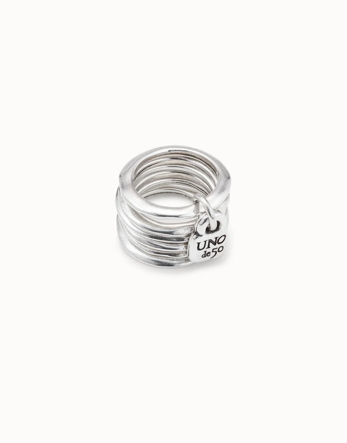 Uno de 50 Multi row ring with a charm Silver